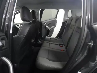 Peugeot 2008 2018 - 10250 EUR, 109000 km - AUTO.MOTO.pt - 109000km - foto 13 de 21