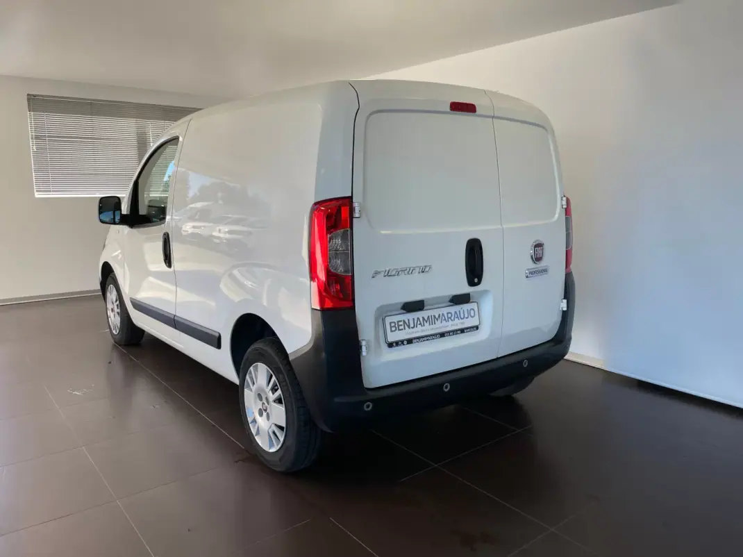 Fiat FIORINO 1.3 M-JET C/AC 2020 - 12500 EUR, 133060 km - AUTO.MOTO.pt - 133060km - foto 4 de 12