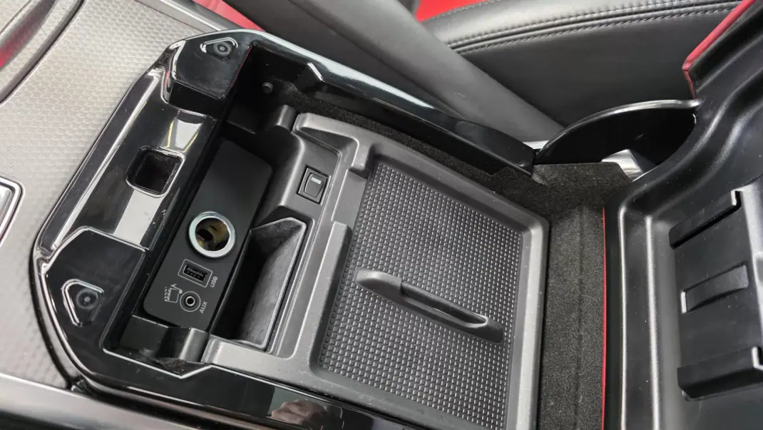 Land Rover Range Rover Sport 2014 - 33500 EUR, 298804 km - AUTO.MOTO.pt - 298804km - foto 53 de 64