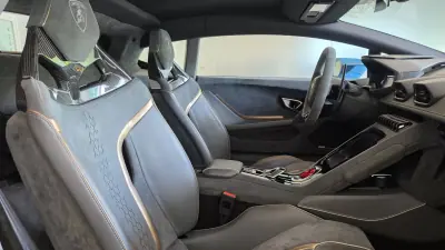 Lamborghini Huracán 2024 - 397500 EUR, 11996 km - AUTO.MOTO.pt - 11996km - foto 57 de 79