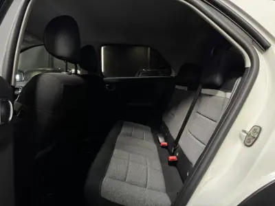 Citroën C4 Cactus 2020 - 14990 EUR, 120700 km - AUTO.MOTO.pt - 120700km - foto 30 de 33