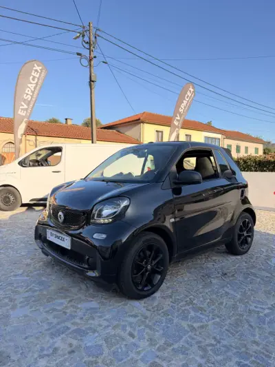 Smart Fortwo Cabrio 2018 - 11900 EUR, 52000 km - 52000km - foto 9 de 10
