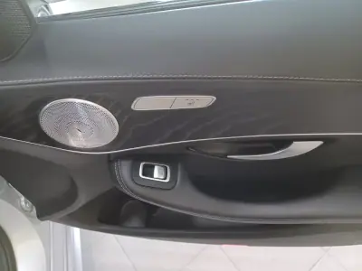 Mercedes-Benz C 300 2021 - 30690 EUR, 149137 km - AUTO.MOTO.pt - 149137km - foto 28 de 41
