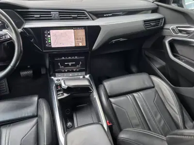 Audi e-tron 2022 - 31750 EUR, 115000 km - AUTO.MOTO.pt - 115000km - foto 49 de 73
