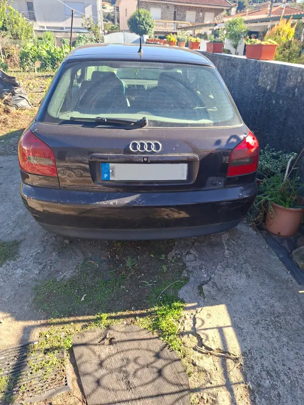 Audi A3 2002 — foto 2 de 3