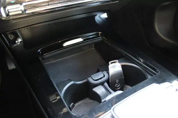 Mercedes-Benz A 180 2020 - 22900 EUR, 134336 km - AUTO.MOTO.pt - 134336km - foto 7 de 33