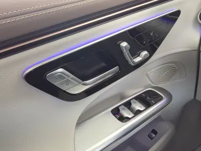 Mercedes-Benz EQE 2025 - 58990 EUR, 8906 km - AUTO.MOTO.pt - 8906km - foto 13 de 46