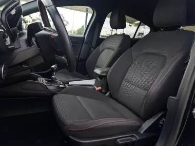 Ford Focus 2020 - 15990 EUR, 97000 km - AUTO.MOTO.pt - 97000km - foto 39 de 42