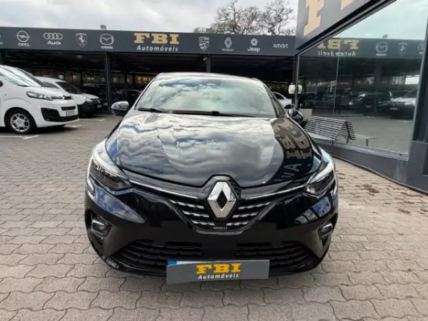 Renault Clio 2022 - 16900 EUR, 74180 km - AUTO.MOTO.pt - 74180km - foto 5 de 12