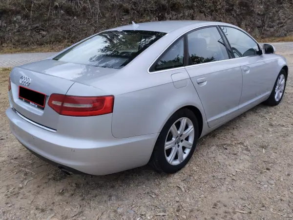 Audi A6 2010 - 10700 EUR, 220000 km - AUTO.MOTO.pt - 220000km - foto 7 de 29