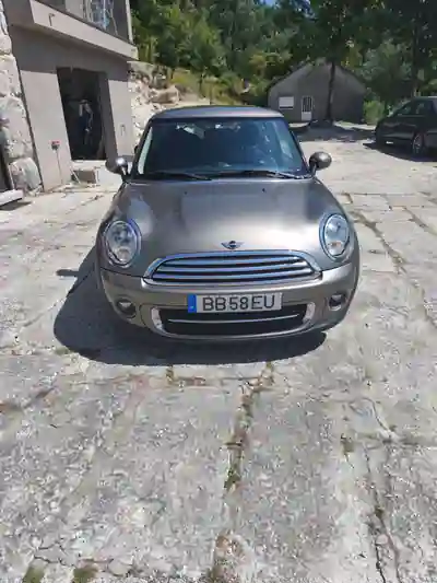 MINI Cooper 2014 - 10500 EUR, 199000 km - foto 2 de 9