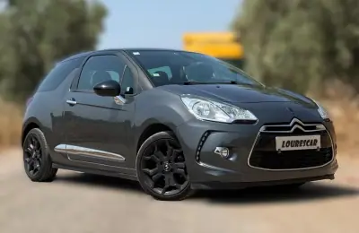 Citroën DS3 2013 - 9995 EUR, 137790 km - AUTO.MOTO.pt - 137790km - foto 20 de 43