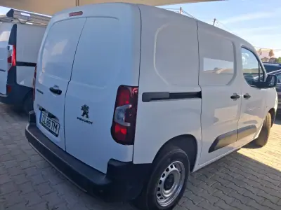 Peugeot Partner 2021 - 11500 EUR, 149000 km - foto 6 de 13