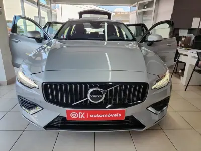 Volvo V60 2024 - 36500 EUR, 69000 km - AUTO.MOTO.pt - 69000km - foto 21 de 35