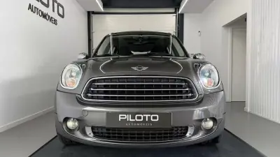 MINI Countryman 2010 - 10980 EUR, 187041 km - AUTO.MOTO.pt - 187041km - foto 3 de 28