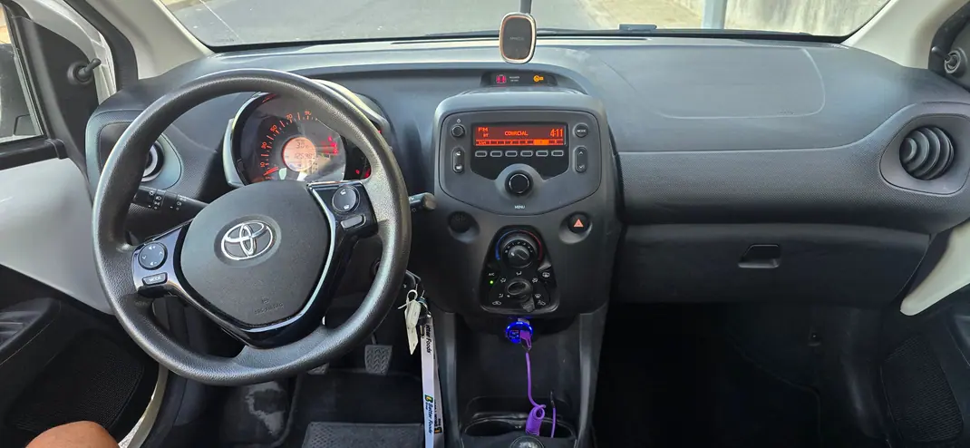 Toyota Aygo 2017 - 8750 EUR, 124500 km - 124500km - foto 13 de 13