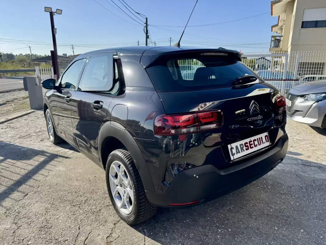 Citroën C4 Cactus 2018 - 13250 EUR, 108963 km - 108963km - foto 6 de 33