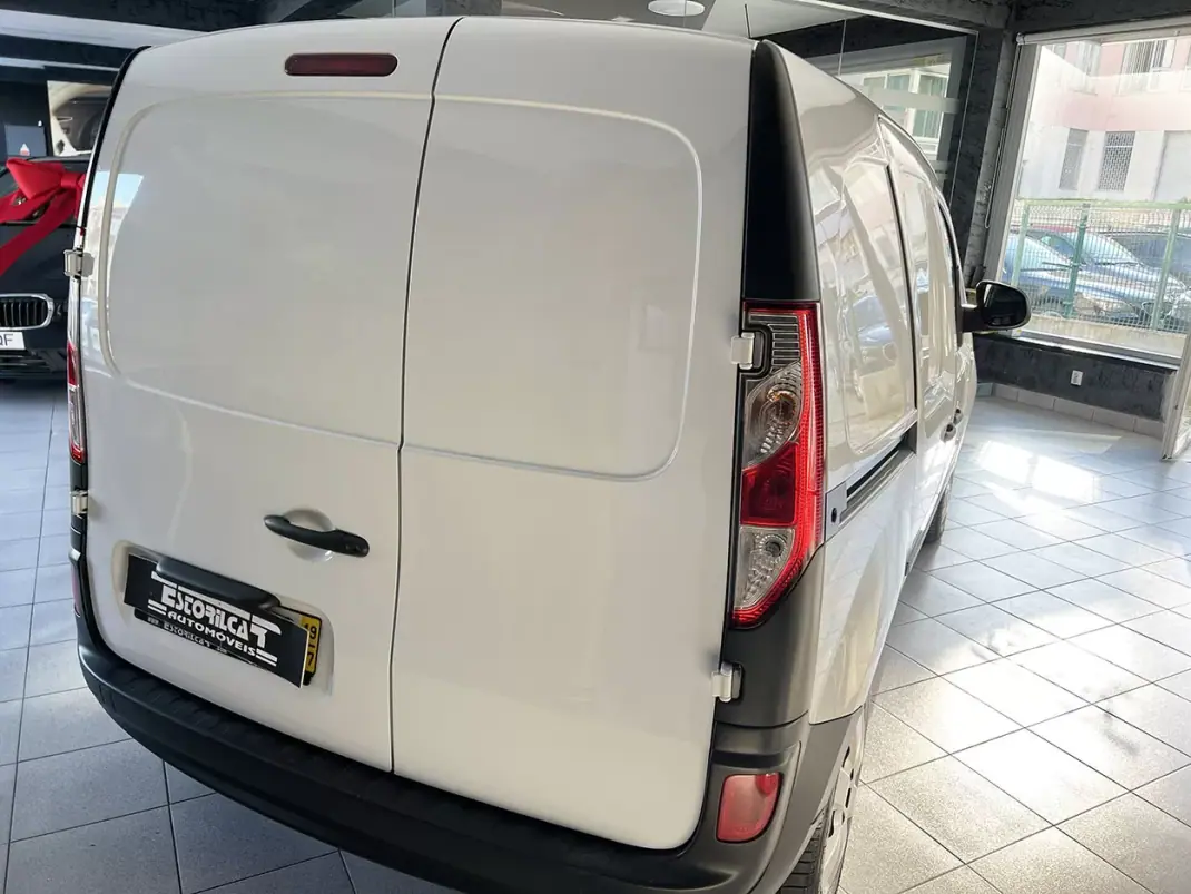 Renault Kangoo Express ZE 33 2019 - 12900 EUR, 23343 km - AUTO.MOTO.pt - 23343km - foto 3 de 18