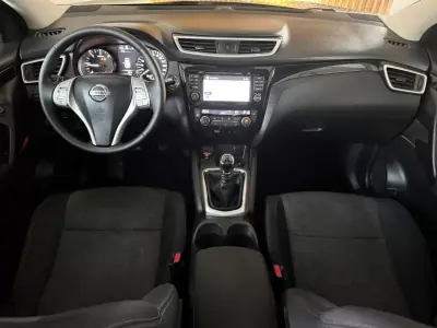 Nissan Qashqai 2015 - 14500 EUR, 171000 km - AUTO.MOTO.pt - 171000km - foto 31 de 86