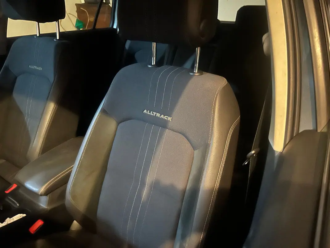 Volkswagen Passat Alltrack 2016 - 19000 EUR, 75500 km - 75500km - foto 11 de 13