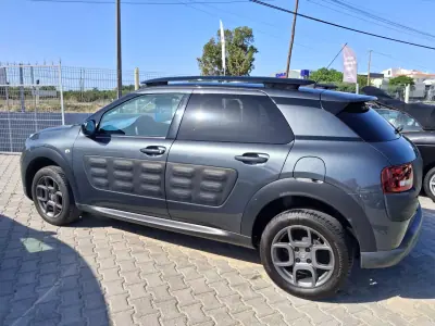 Citroën C4 Cactus 2017 - 8950 EUR, 120000 km - AUTO.MOTO.pt - 120000km - foto 6 de 15