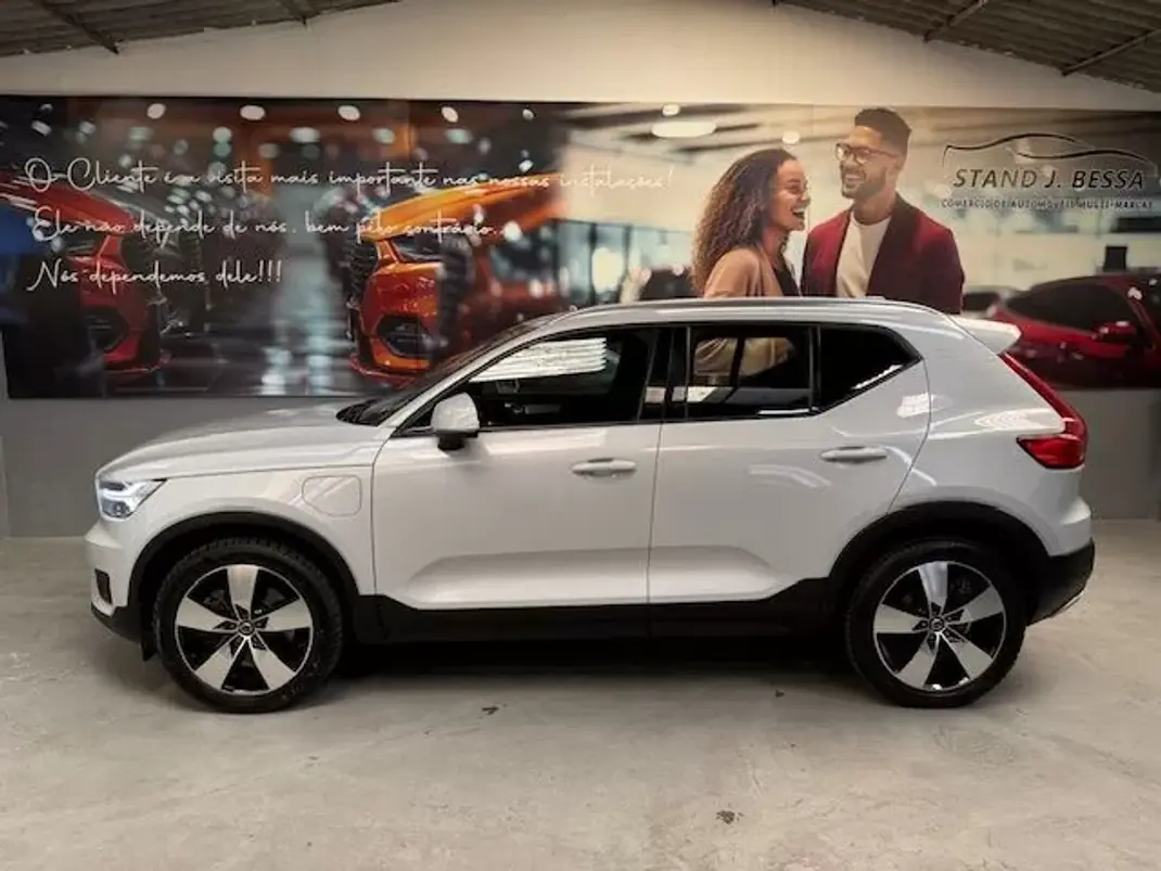 Volvo XC 40 2020 - 23900 EUR, 160000 km - AUTO.MOTO.pt - 160000km - foto 10 de 23