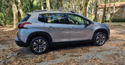 Peugeot 2008 2017 - 12450 EUR, 96000 km - AUTO.MOTO.pt - 96000km - foto 12 de 27