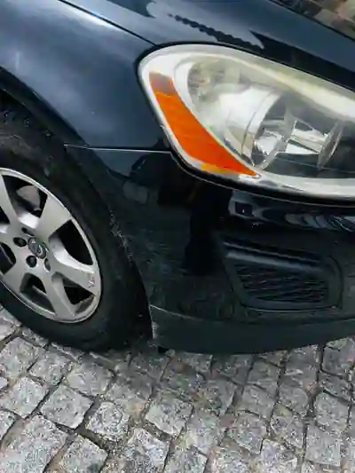 Volvo XC 60 2012 - 10800 EUR, 185500 km - AUTO.MOTO.pt - 185500km - foto 5 de 8