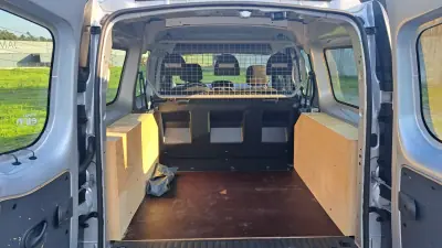 Renault 2019 - 19900 EUR, 100835 km - AUTO.MOTO.pt - 100835km - foto 19 de 28