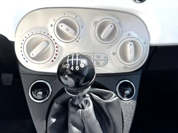 Fiat 500 2020 - 12800 EUR, 64940 km - AUTO.MOTO.pt - 64940km - foto 9 de 12