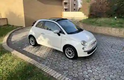 Fiat 500C 2013 - 6990 EUR, 102000 km - AUTO.MOTO.pt - 102000km - foto 13 de 15