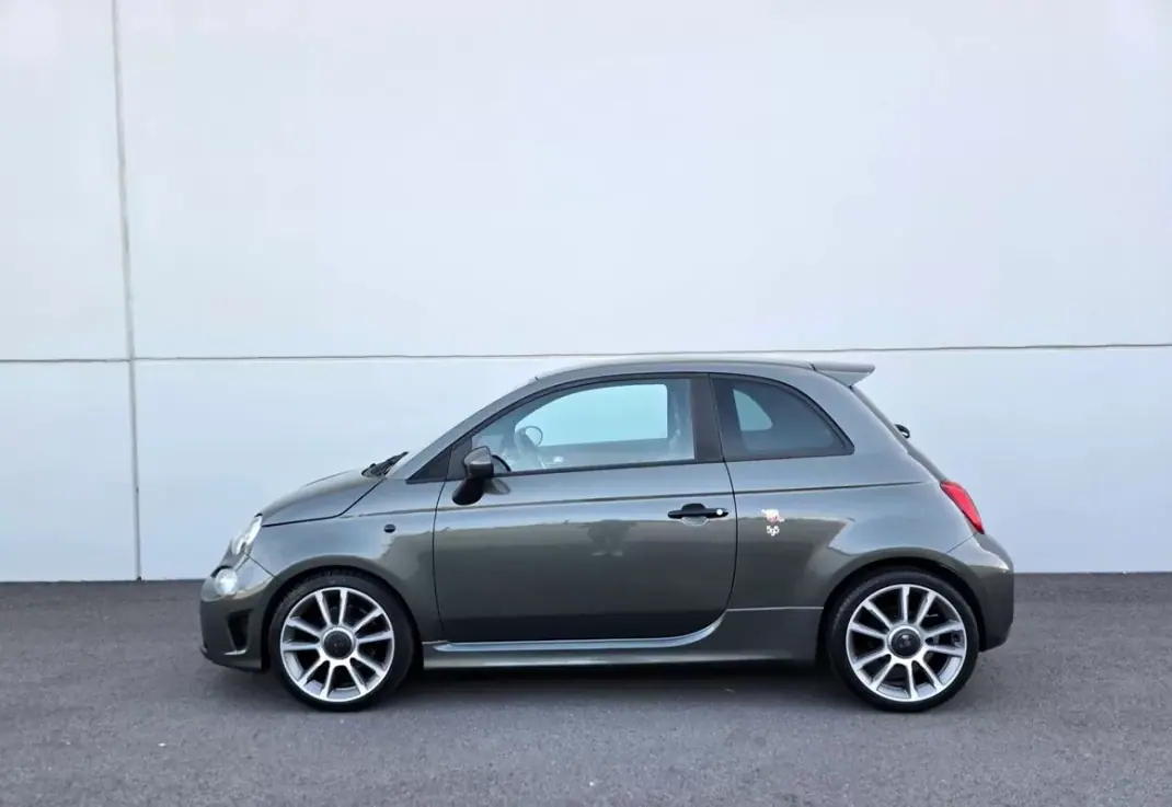 Abarth 595 2018 - 19750 EUR, 60400 km - 60400km - foto 36 de 40