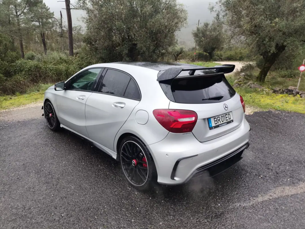 Mercedes-Benz A 45 AMG 2016 - 33500 EUR, 179200 km - AUTO.MOTO.pt - 179200km - foto 11 de 22