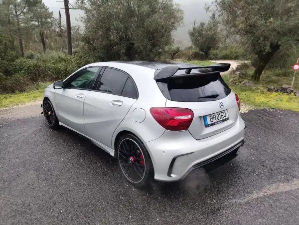 Mercedes-Benz A 45 AMG 2016 - 33500 EUR, 179200 km - AUTO.MOTO.pt - 179200km - foto 11 de 22