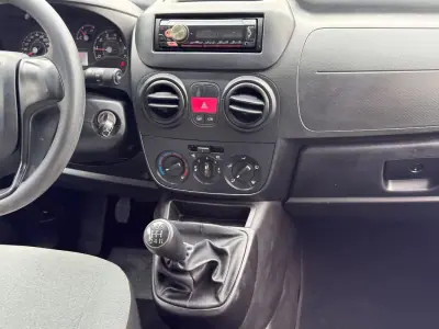 Fiat FIORINO C/IVA AC PORTA LATERAL 2019 - 7950 EUR, 179990 km - AUTO.MOTO.pt - 179990km - foto 9 de 18