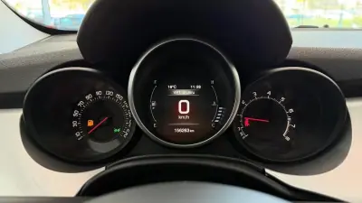 Fiat 500X 2018 - 12990 EUR, 156250 km - AUTO.MOTO.pt - 156250km - foto 23 de 33
