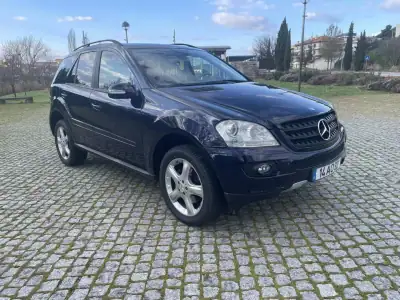 Mercedes-Benz ML 320 2005 - 18900 EUR, 207000 km - AUTO.MOTO.pt - 207000km - foto 2 de 11