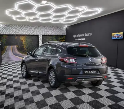 Renault Mégane 2013 - 7500 EUR, 215000 km - foto 4 de 9