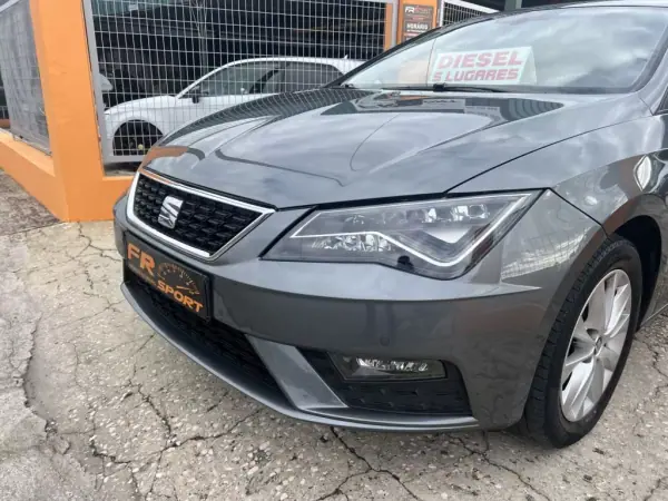 SEAT Leon 2017 - 13450 EUR, 149577 km - AUTO.MOTO.pt - 149577km - foto 4 de 26