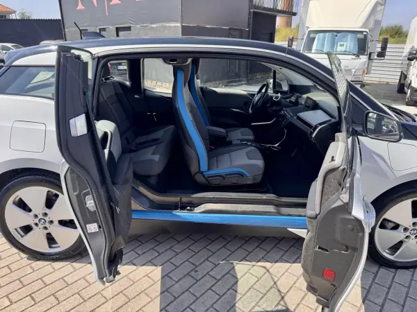 BMW i3 2018 - 17500 EUR, 68000 km - AUTO.MOTO.pt - 68000km - foto 20 de 20