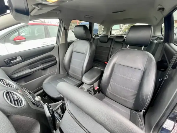 Ford Focus SW 2011 - 7750 EUR, 226741 km - AUTO.MOTO.pt - 226741km - foto 10 de 25