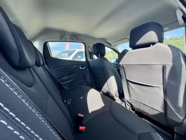 Renault Clio 2019 - 11750 EUR, 89908 km - AUTO.MOTO.pt - 89908km - foto 24 de 24