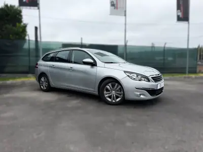 Peugeot 308 SW 2015 - 9750 EUR, 140800 km - AUTO.MOTO.pt - 140800km - foto 4 de 19