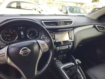 Nissan Qashqai 2016 - 17500 EUR, 101000 km - AUTO.MOTO.pt - 101000km - foto 13 de 15