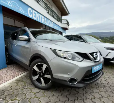 Nissan Qashqai 2016 - 15950 EUR, 76000 km - AUTO.MOTO.pt - 76000km - foto 2 de 26