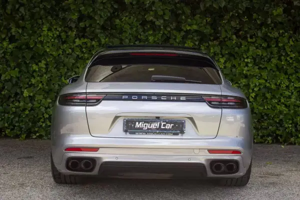Porsche Panamera Sport Turismo 2017 - 61900 EUR, 160000 km - AUTO.MOTO.pt - 160000km - foto 9 de 22