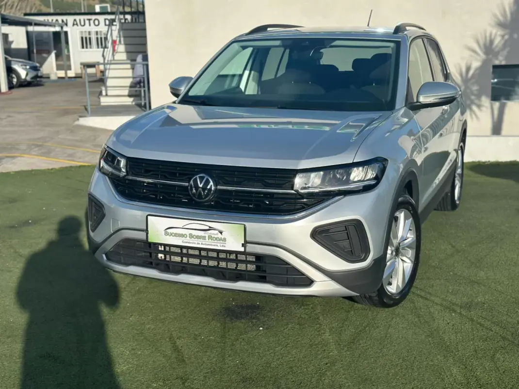 Volkswagen T-Cross 2025 - 24990 EUR, 20725 km - AUTO.MOTO.pt - 20725km - foto 4 de 18
