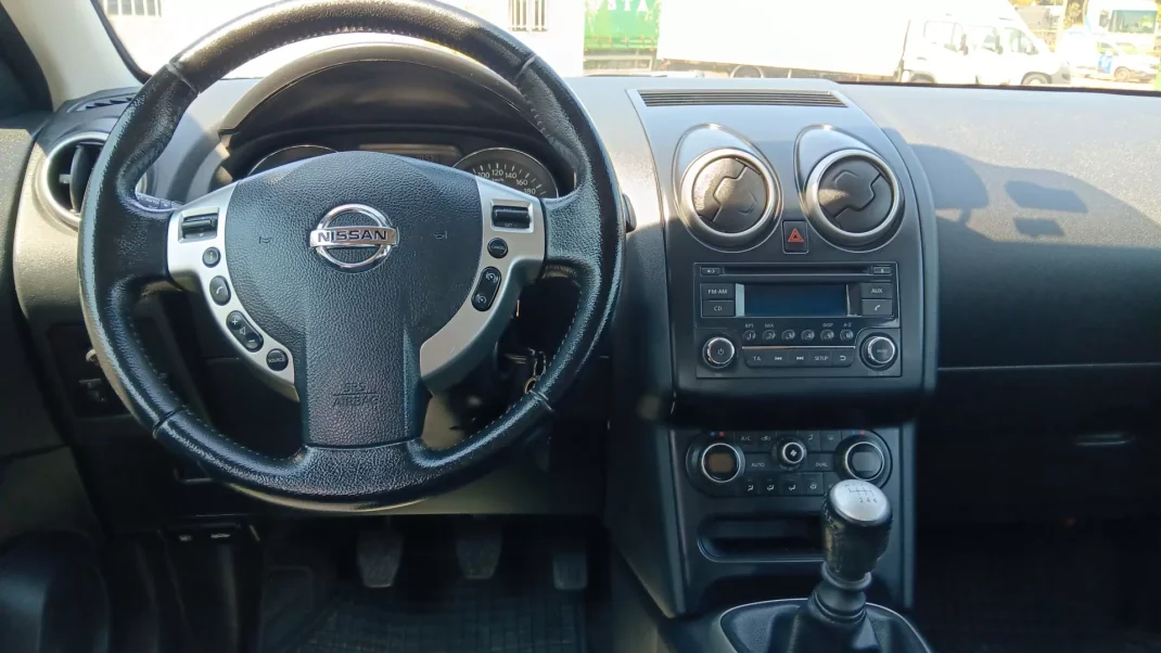 Nissan Qashqai 2012 - 8500 EUR, 242080 km - AUTO.MOTO.pt - 242080km - foto 11 de 24