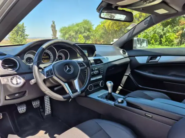 Mercedes-Benz C 220 2012 - 14900 EUR, 290081 km - AUTO.MOTO.pt - 290081km - foto 11 de 36
