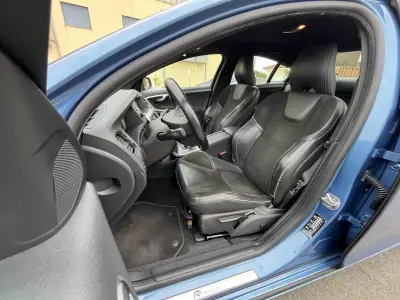 Volvo S60 2015 - 11950 EUR, 225000 km - AUTO.MOTO.pt - 225000km - foto 25 de 53